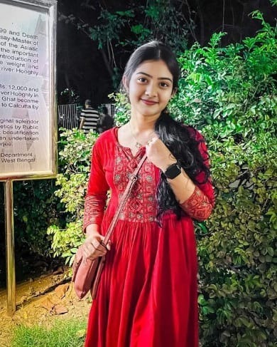 female Call Girls in Indirapuram